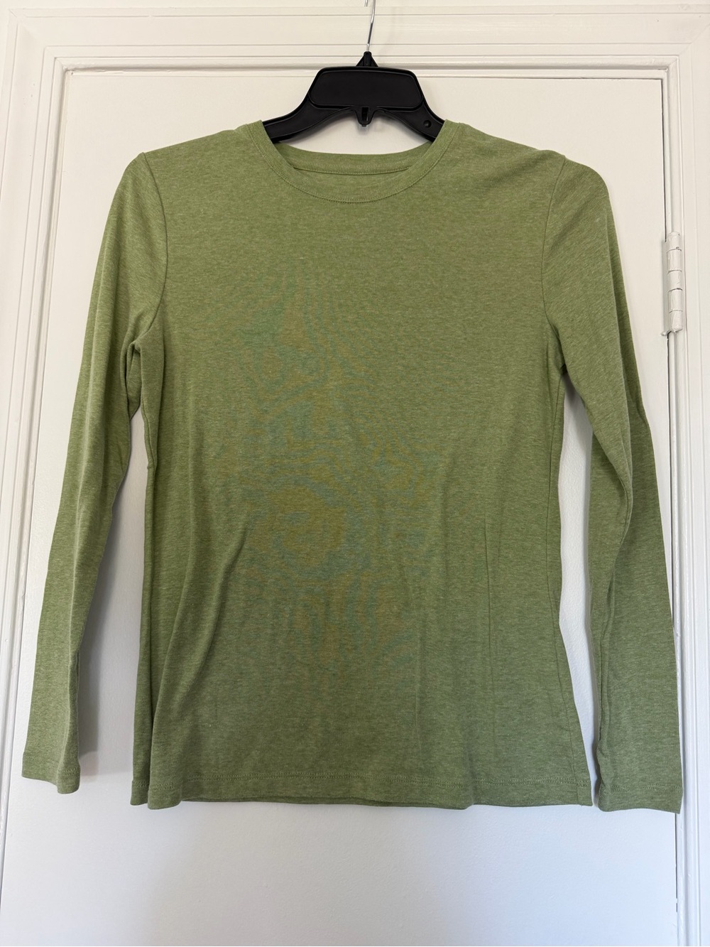 Sonoma Women’s Sage Green Long Sleeve Everyday Tee